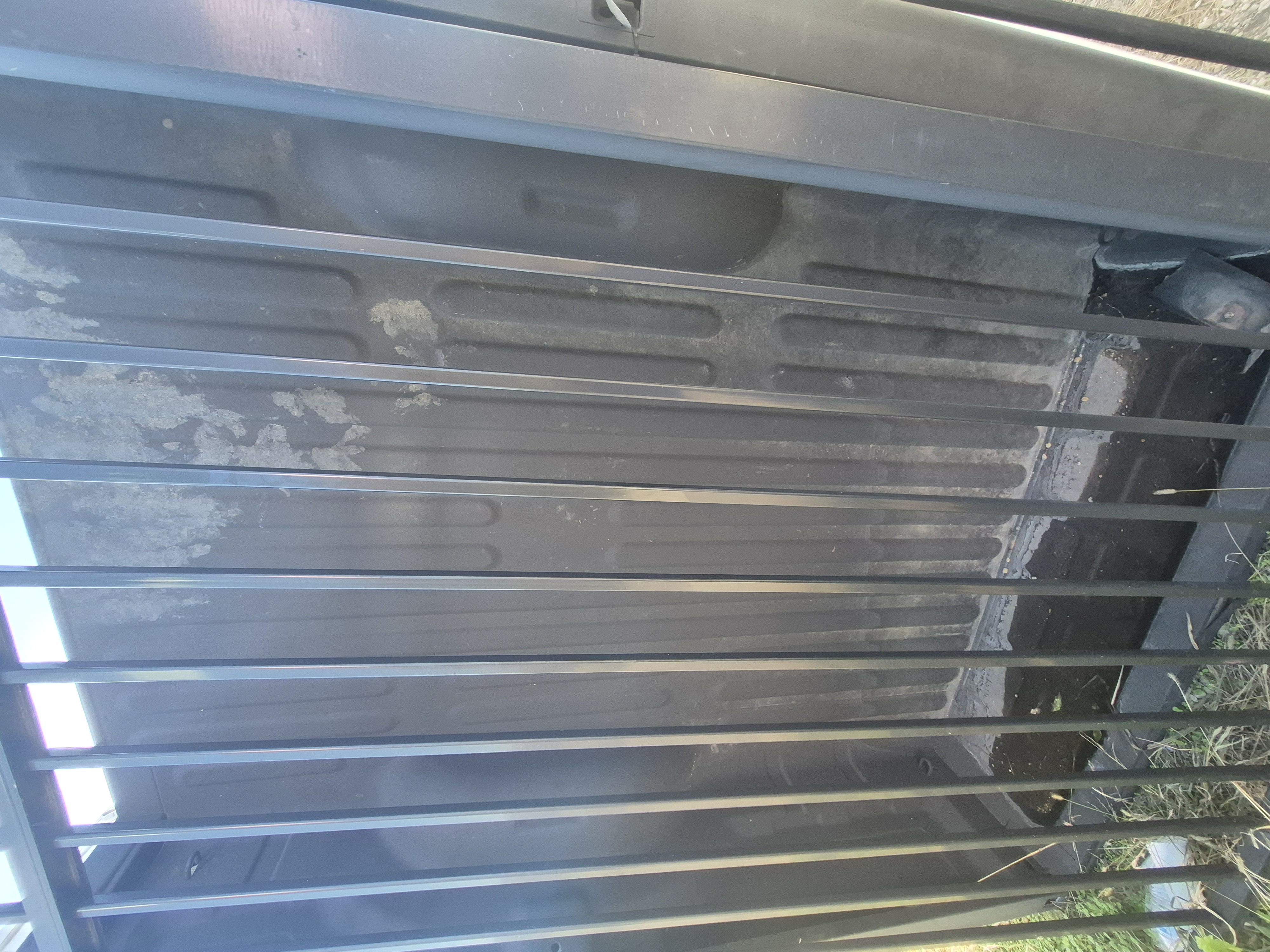 2010-2018 RAM 1500 2500 3500 single rear wheel - White - Repairable