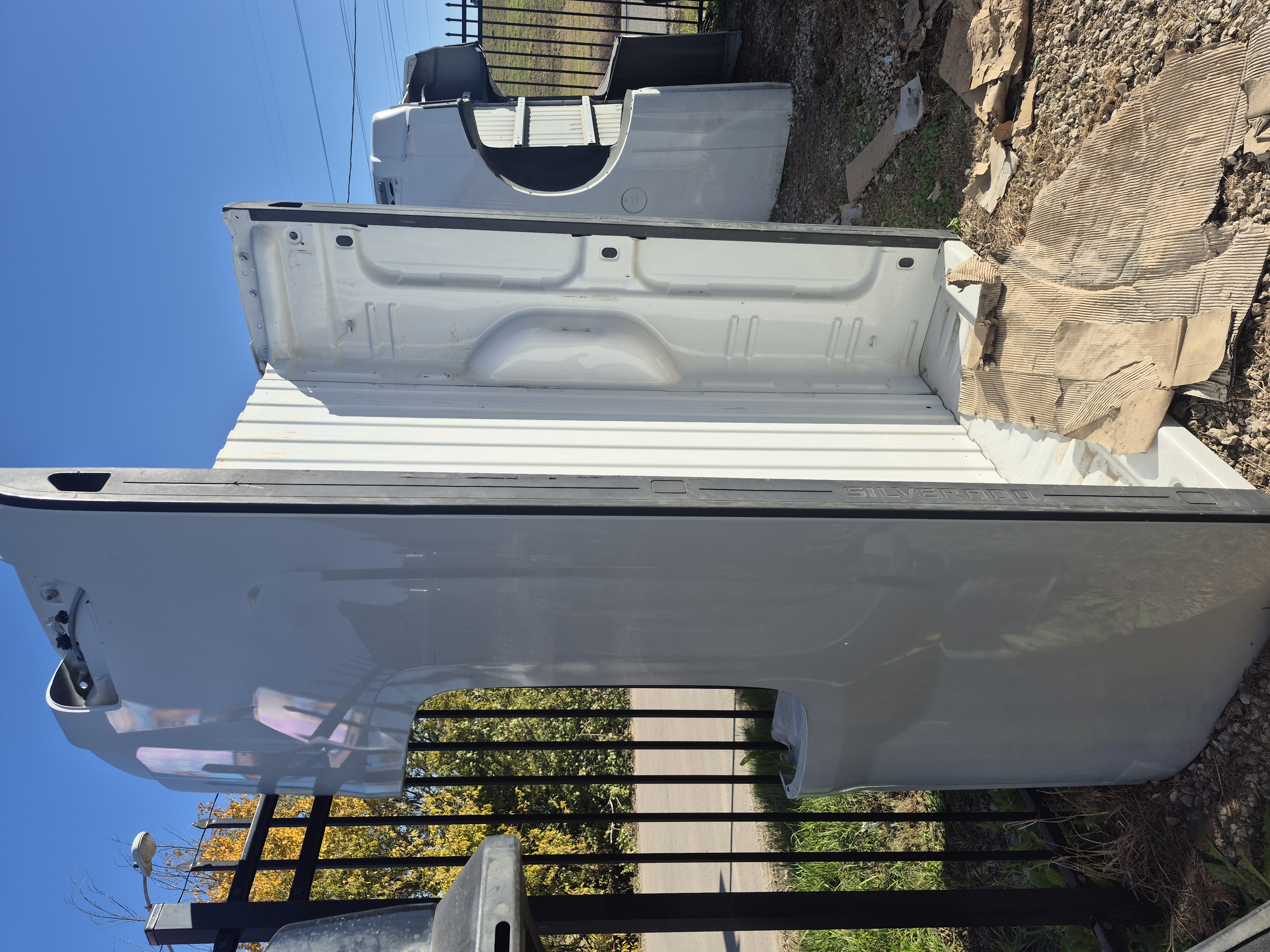 2014-2019 Chevy Silverado 1500 2500 3500 single wheel truck bed - 8 foot - White WA8624