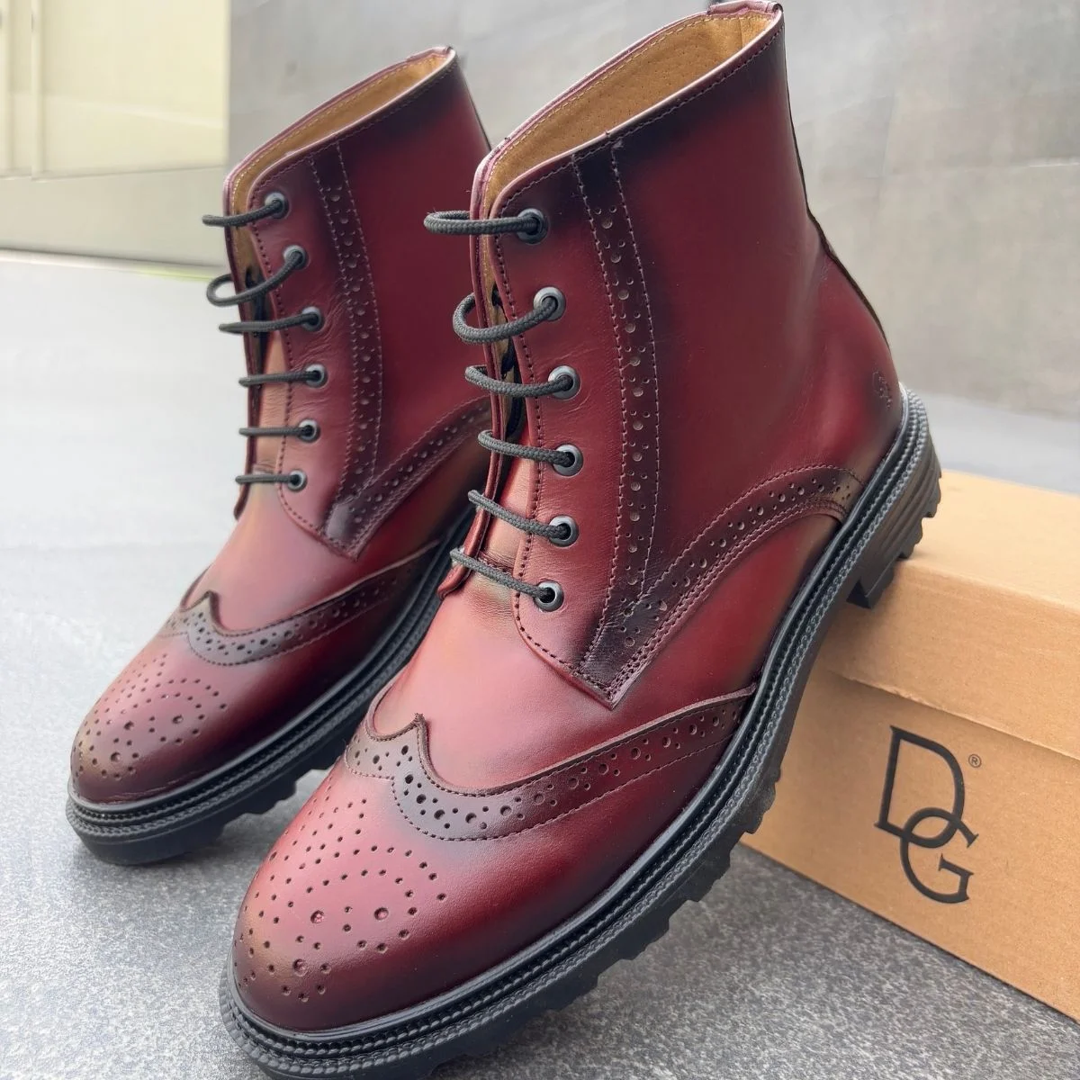 Botín Sombreado Rojo