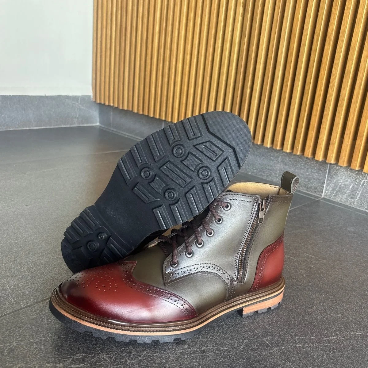 Botín Bostoniano Verde-Rojo