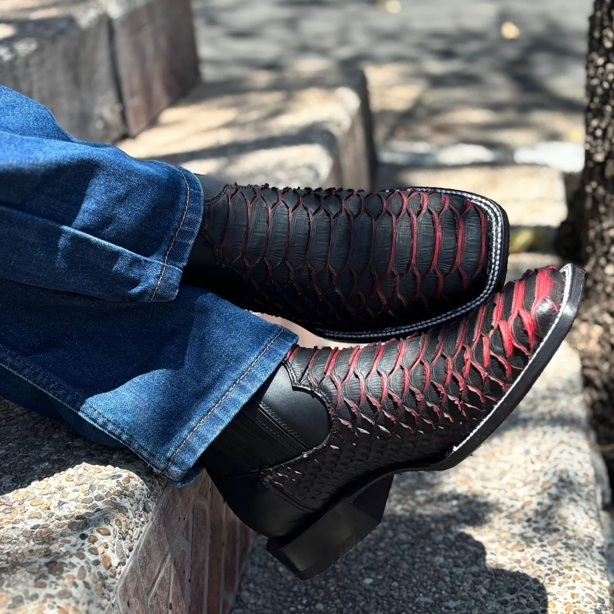 Botín Pitón Negro/Rojo