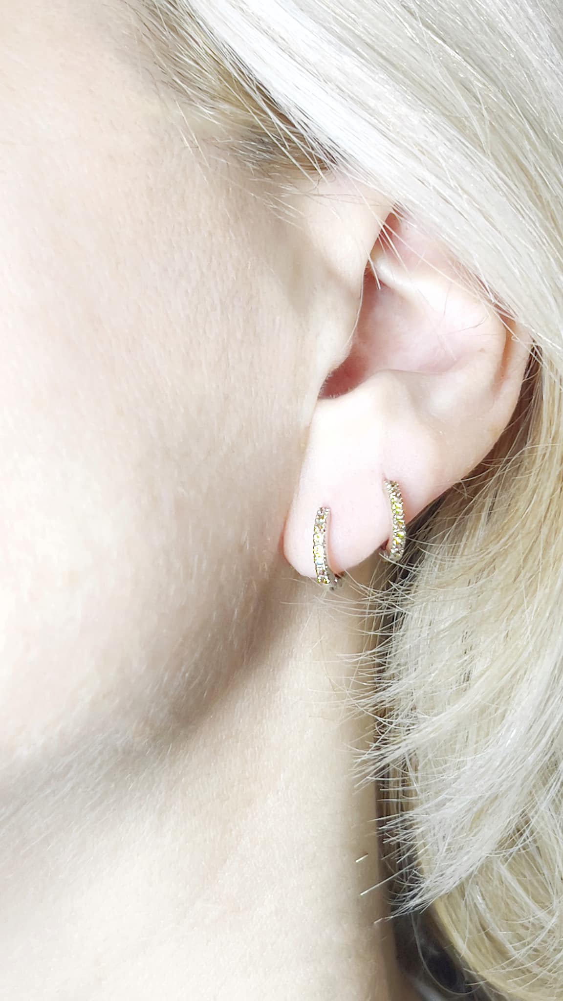 Elegant Gold Hoop Earrings with Yellow natural Sapphires AUSK_002