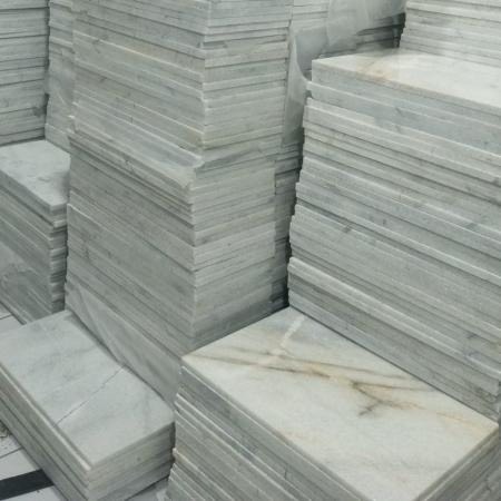 Marmer Lampung Putih Kristal