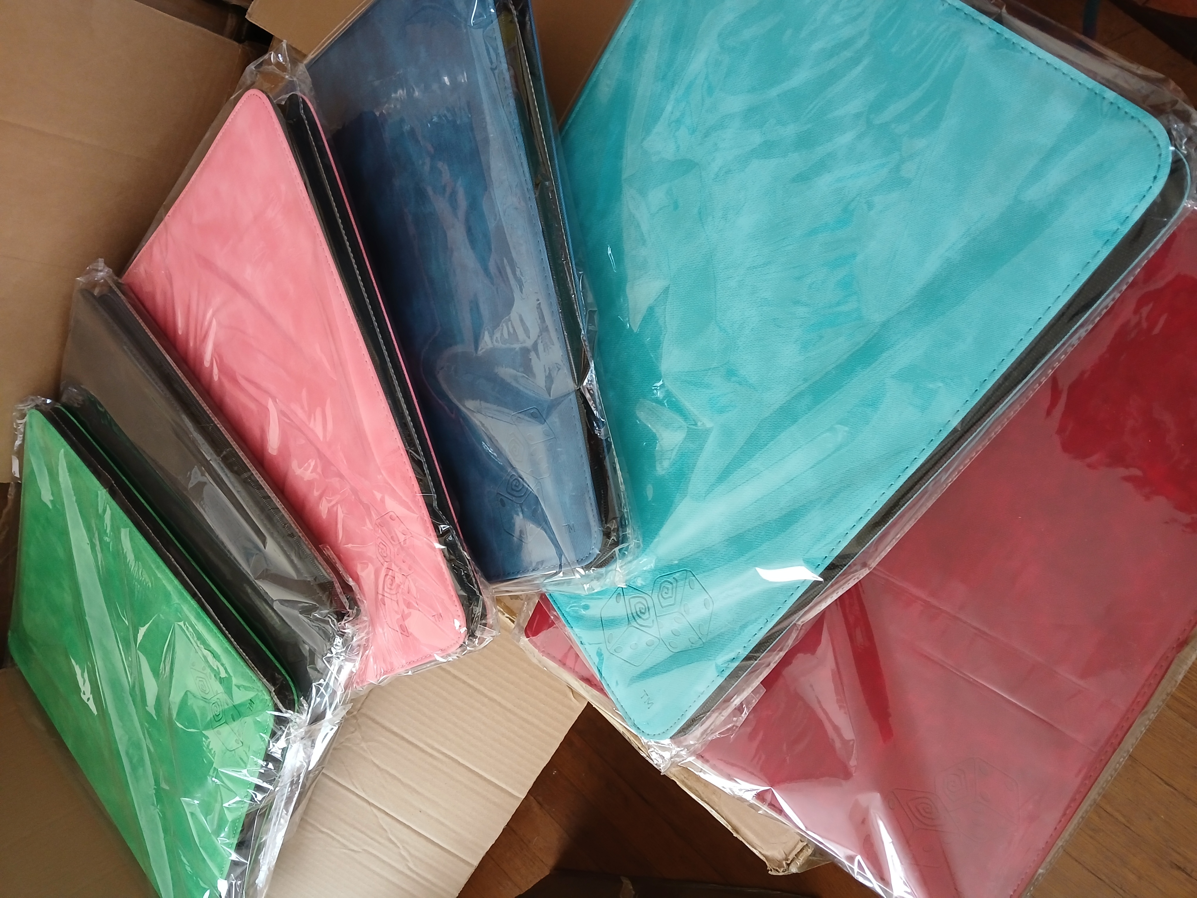 Logo Top Loader Binder