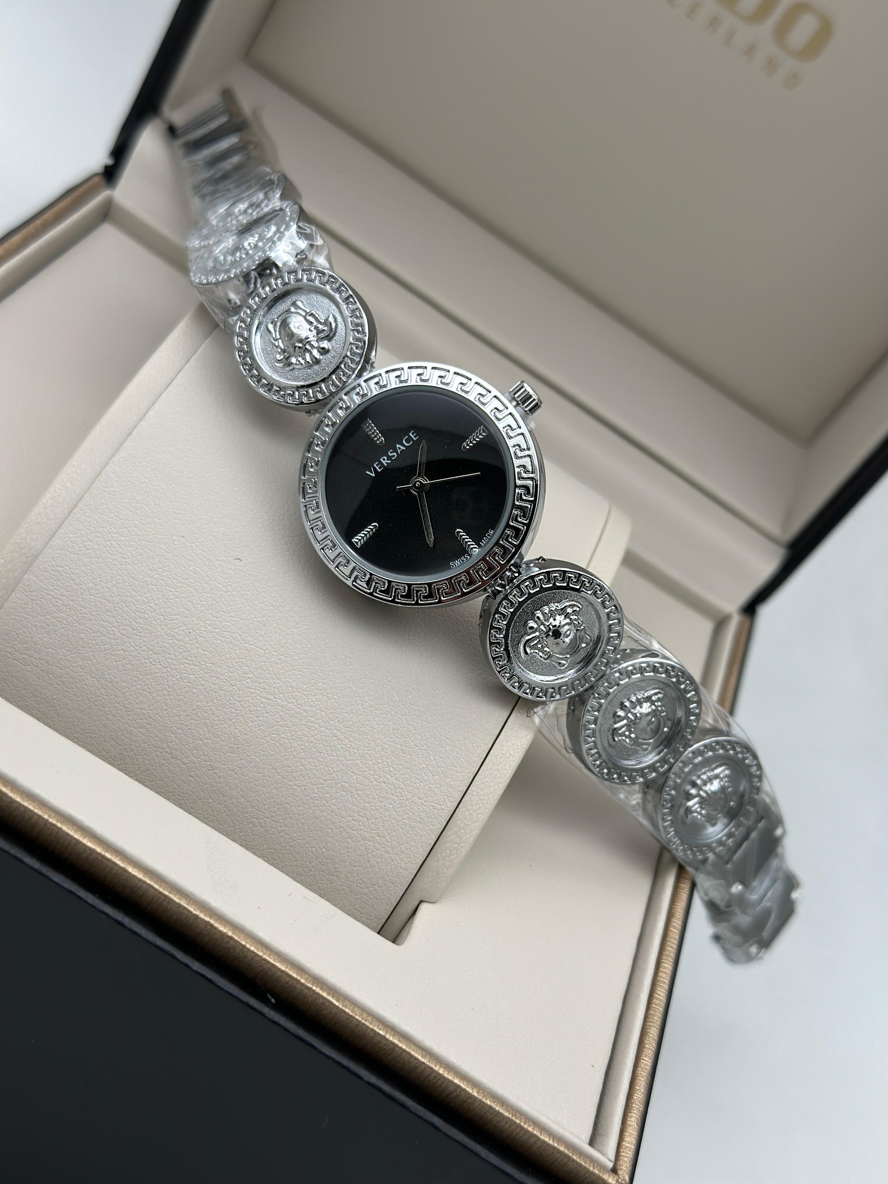 Ver sace Women's Medusa Watch