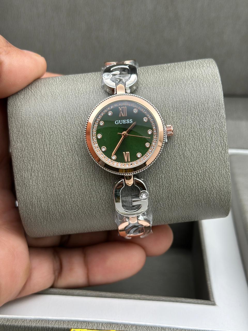 Gue ss Ladies' Analog Wrist Watch