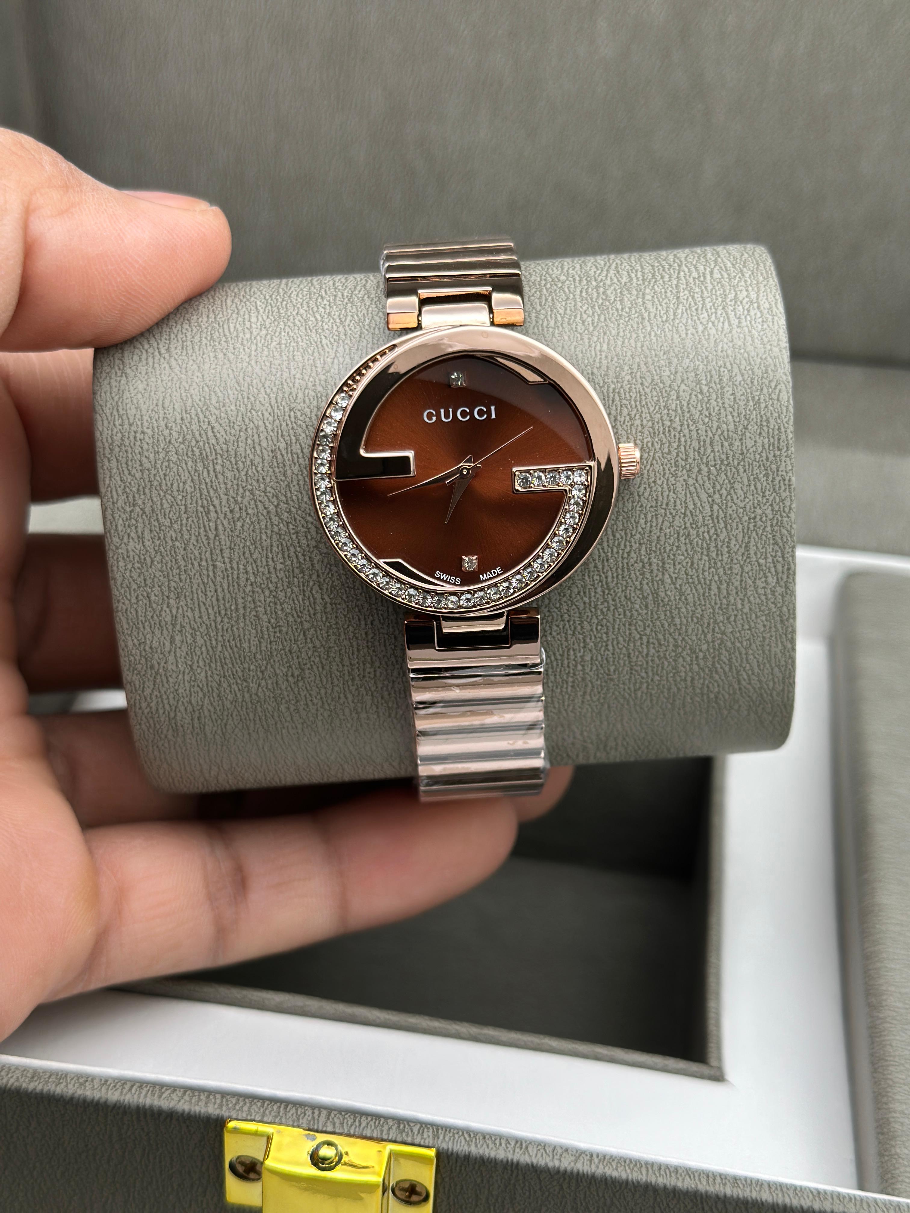Gu cci Women's Gold Watch