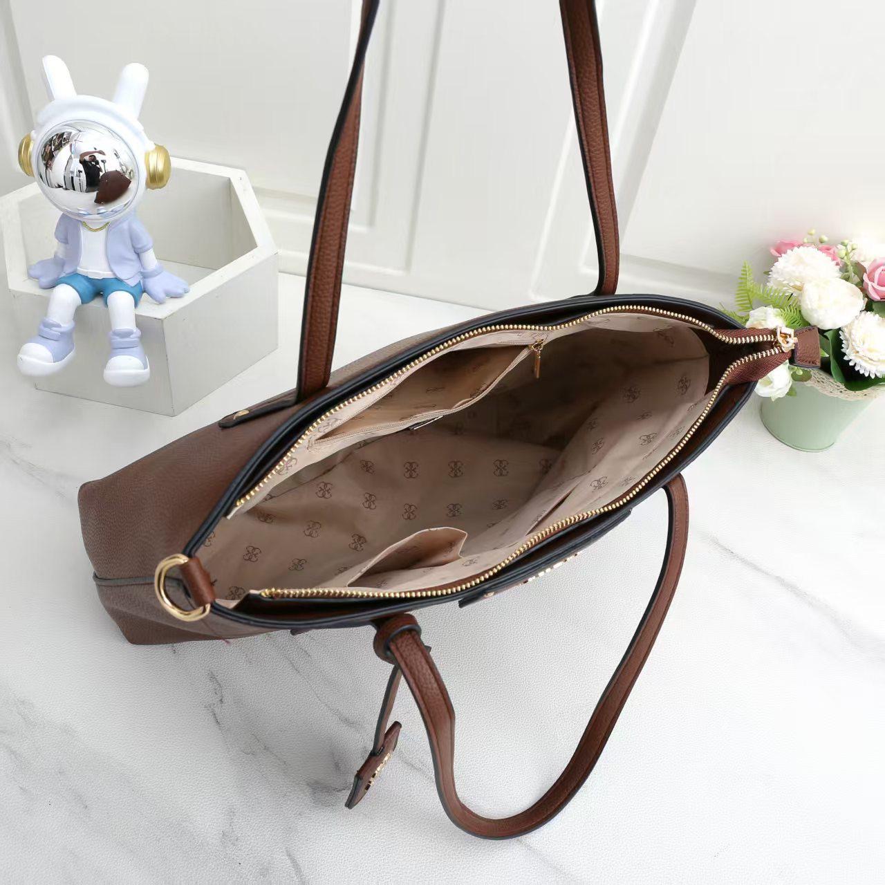 Gess Brown Monogram Tote Bag Set