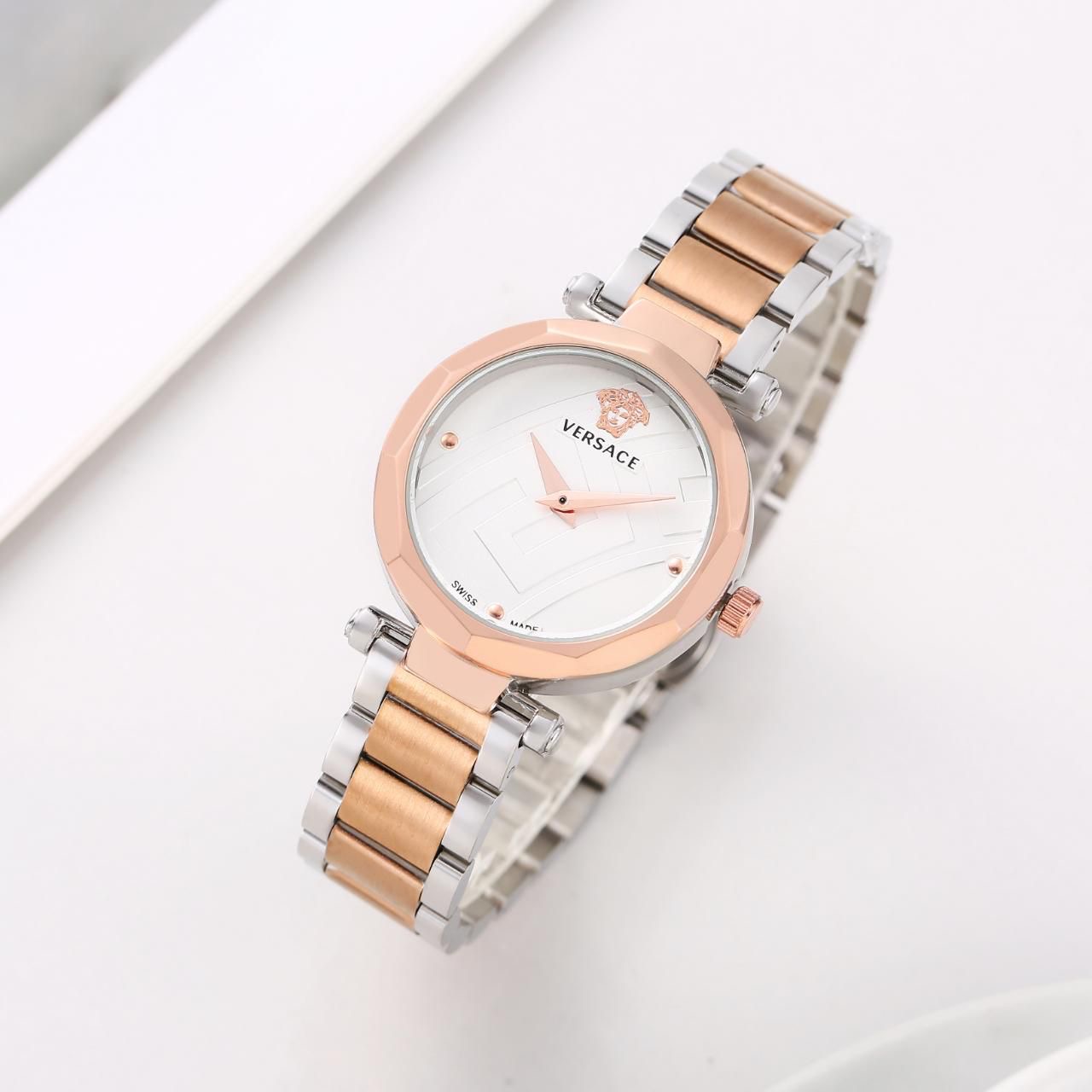 Ver sace Women's Wrist Watch