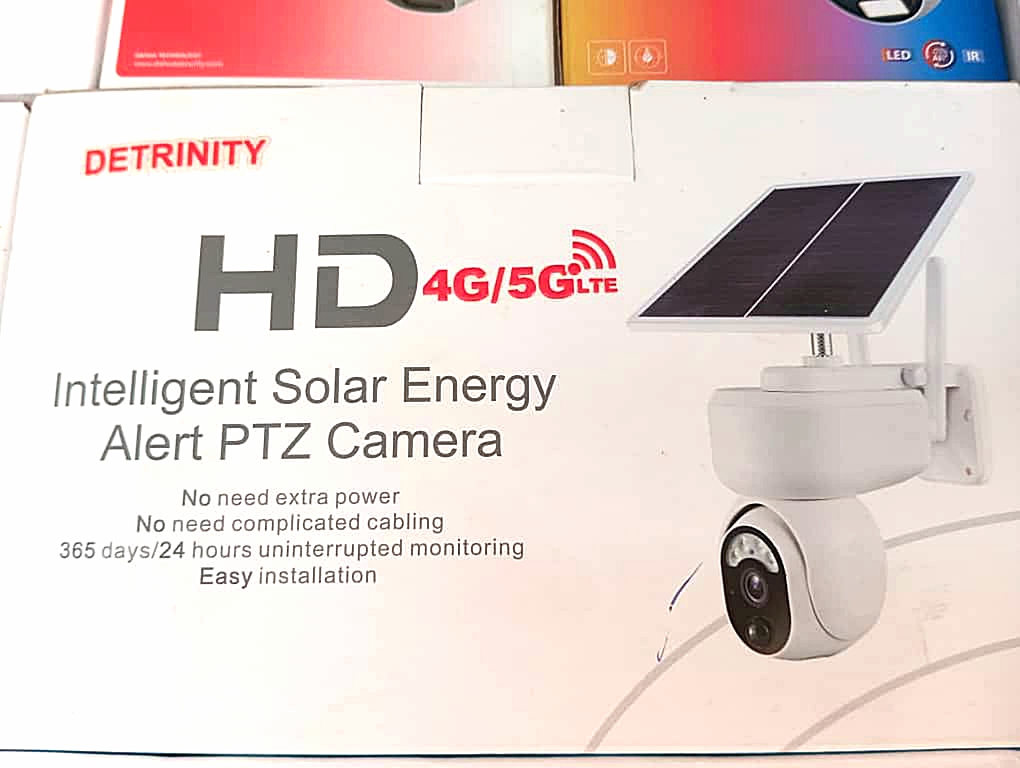 Intelligent Solar Energy Alert PTZ Camera