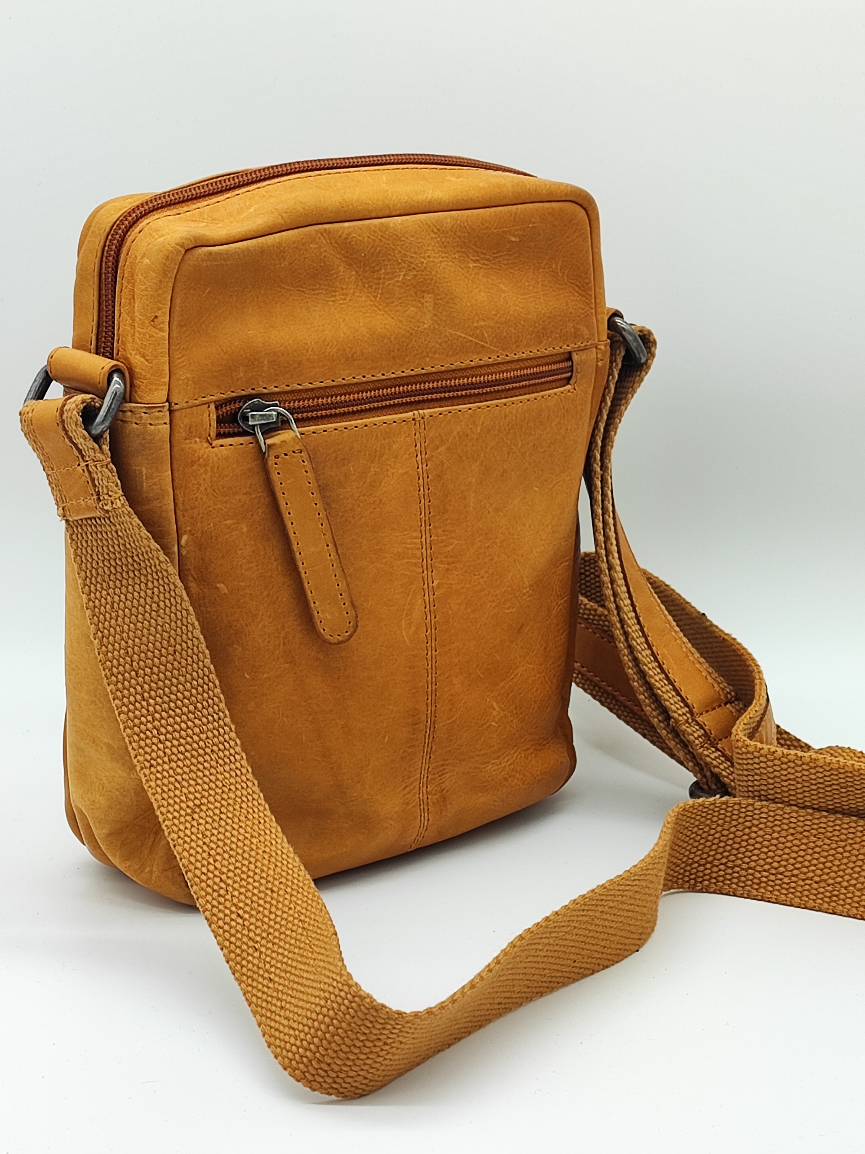 Vintage Leather Crossbody Bag