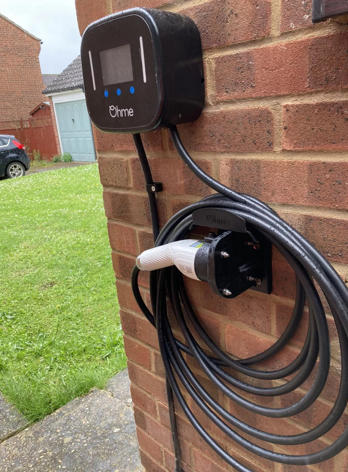 3D printed Ohme charger mount adapter and cable hangar support