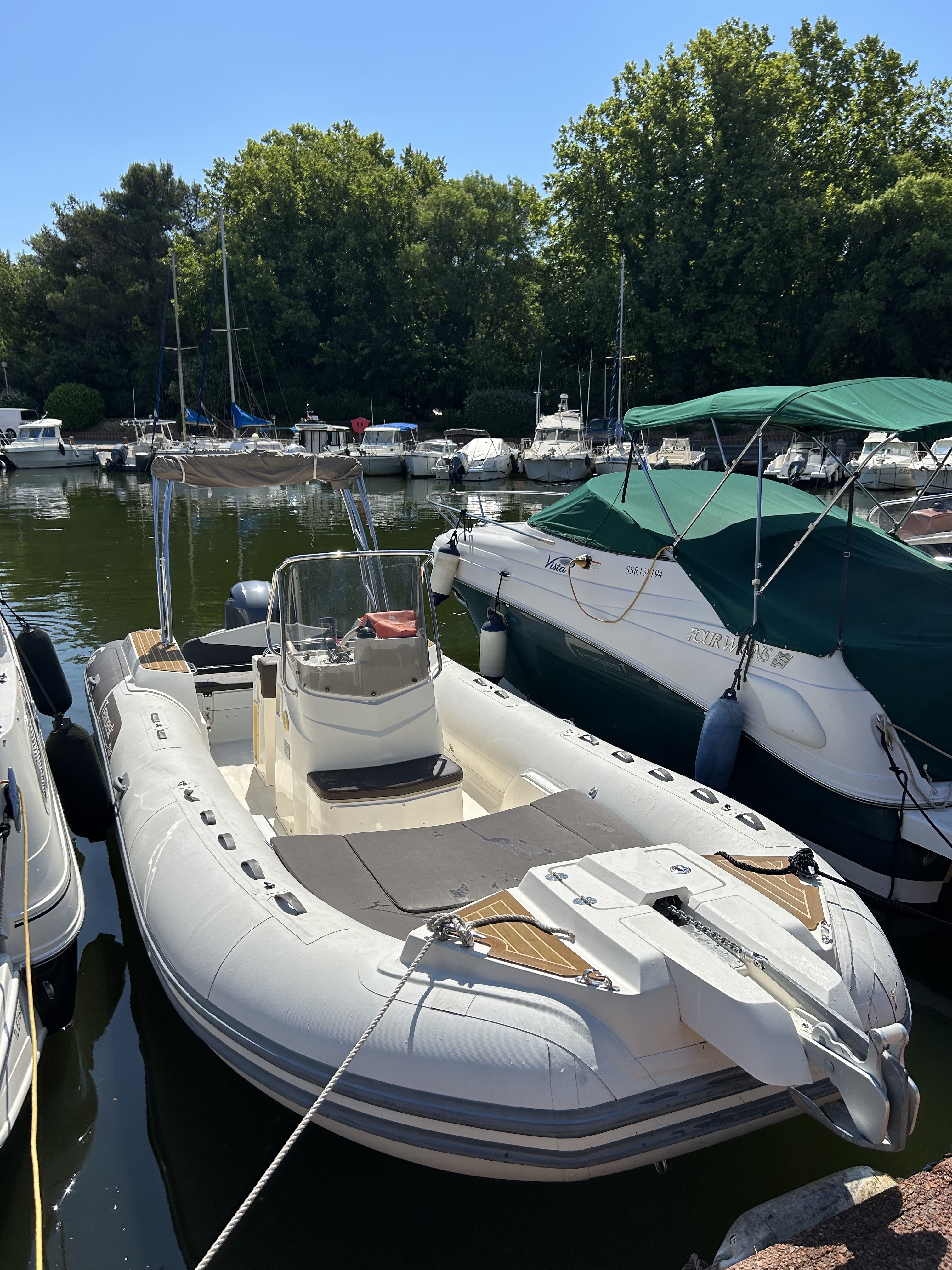 Location TEMPEST 700 Demi-journée