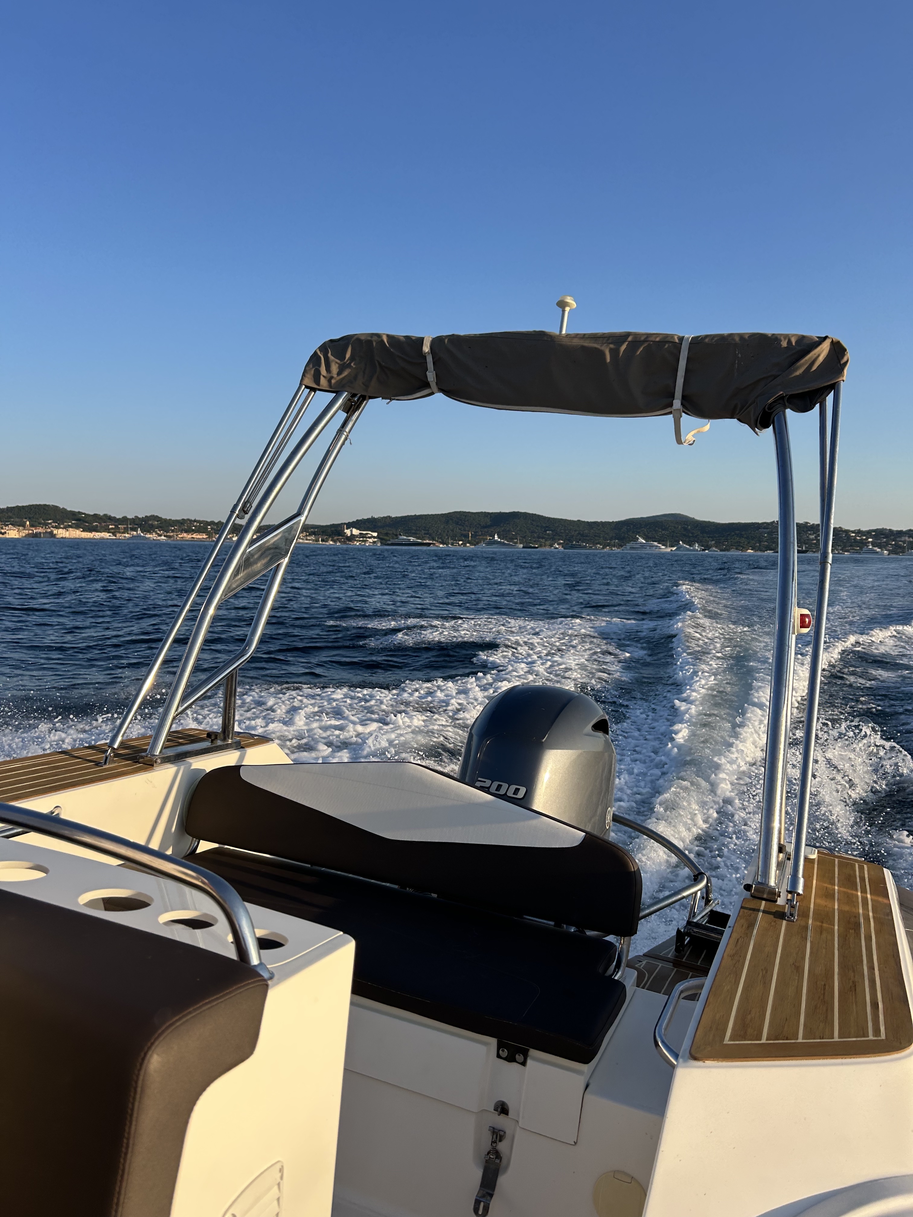 Location Tempest 700 à la journée