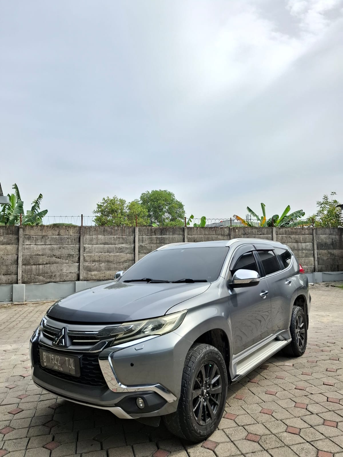 Mitsubishi Pajero Sport Dakar 2016