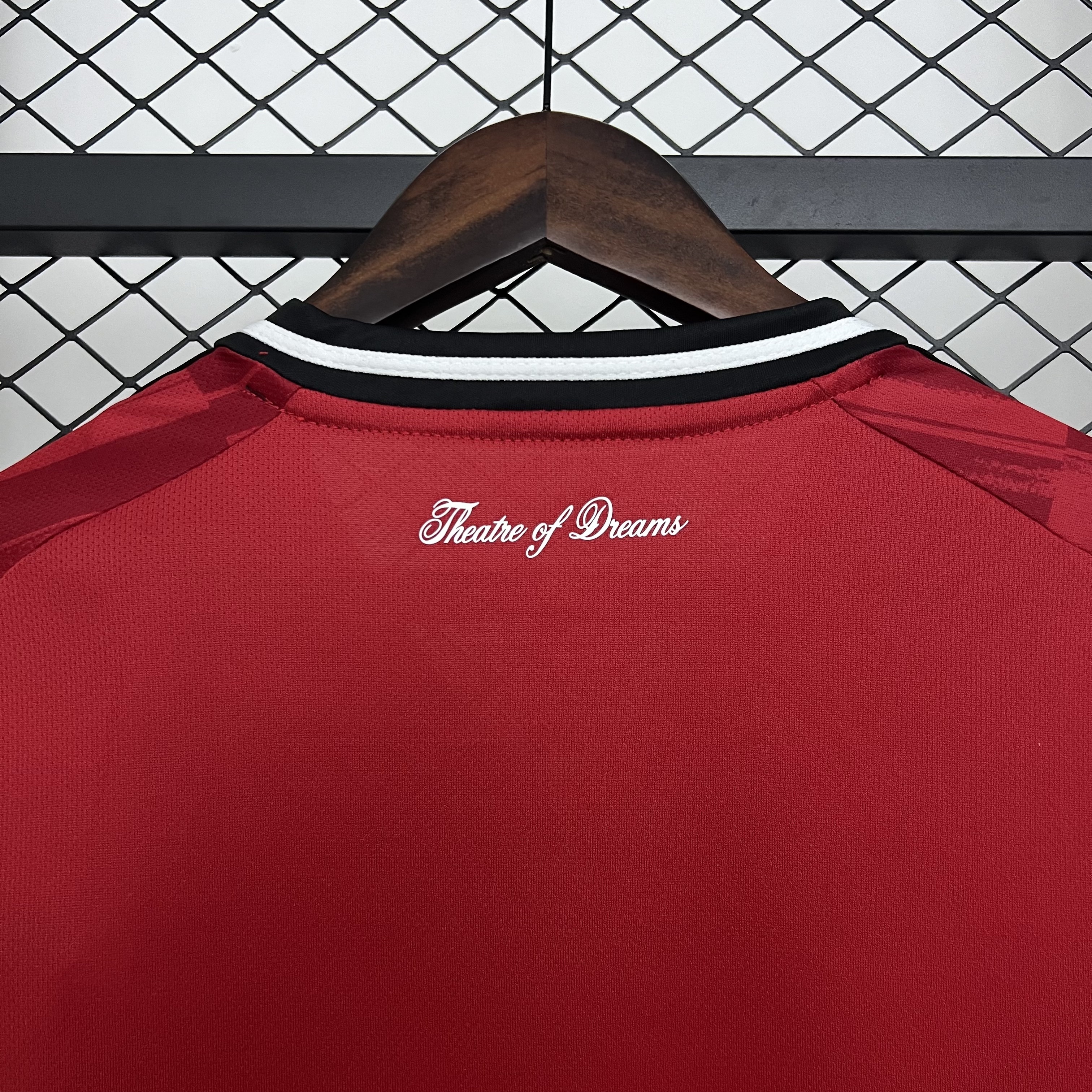 Manchester United 2025/26 Home Jersey