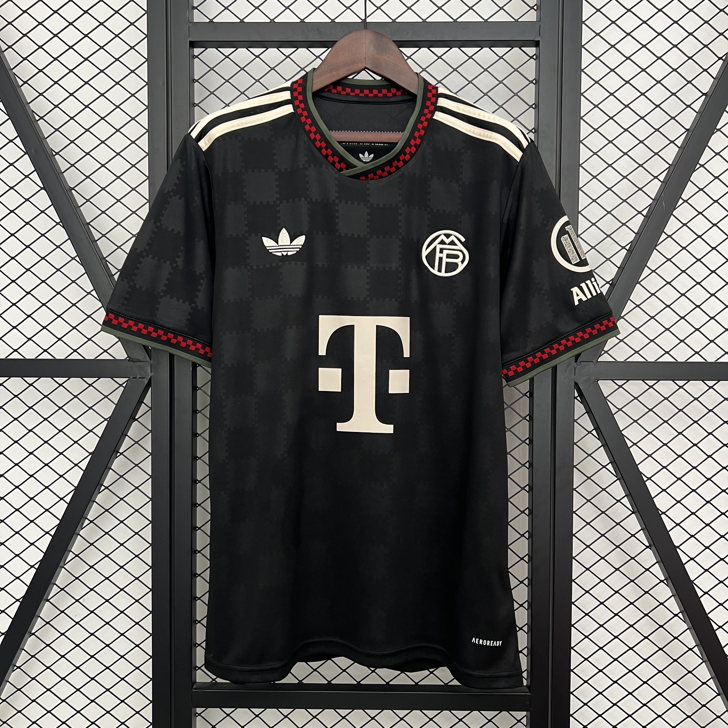 Bayern Munich 25/26 Third Jersey