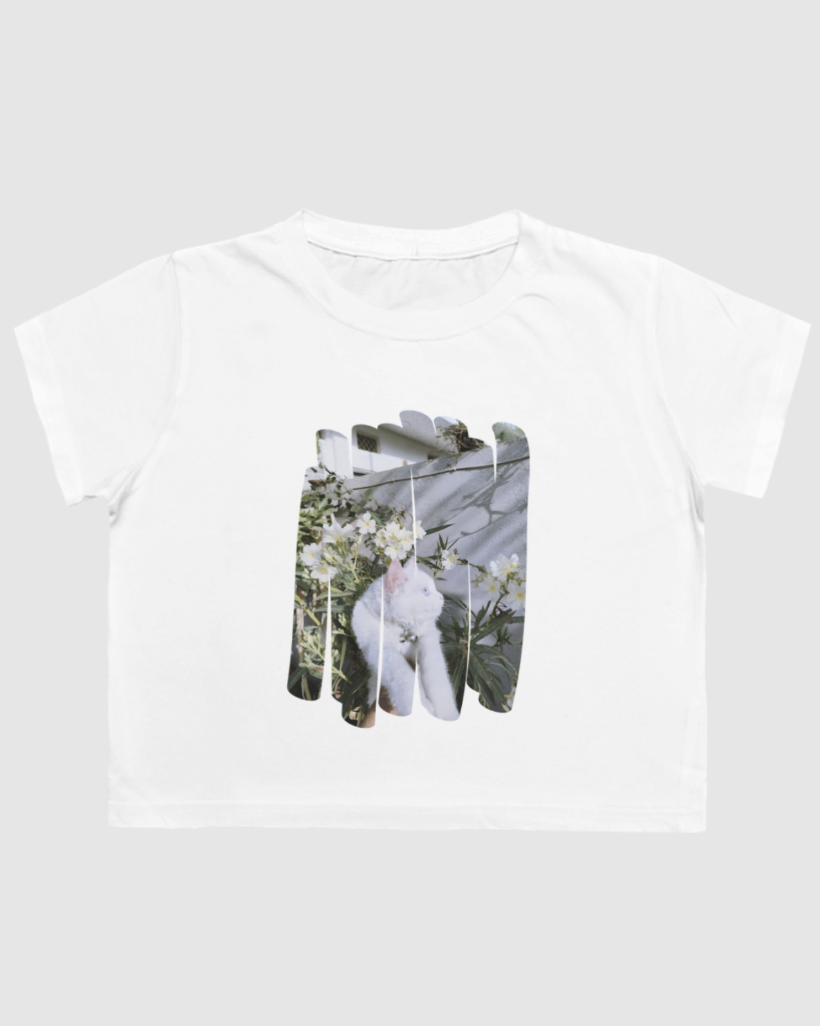 White Cat Graphic T-shirt