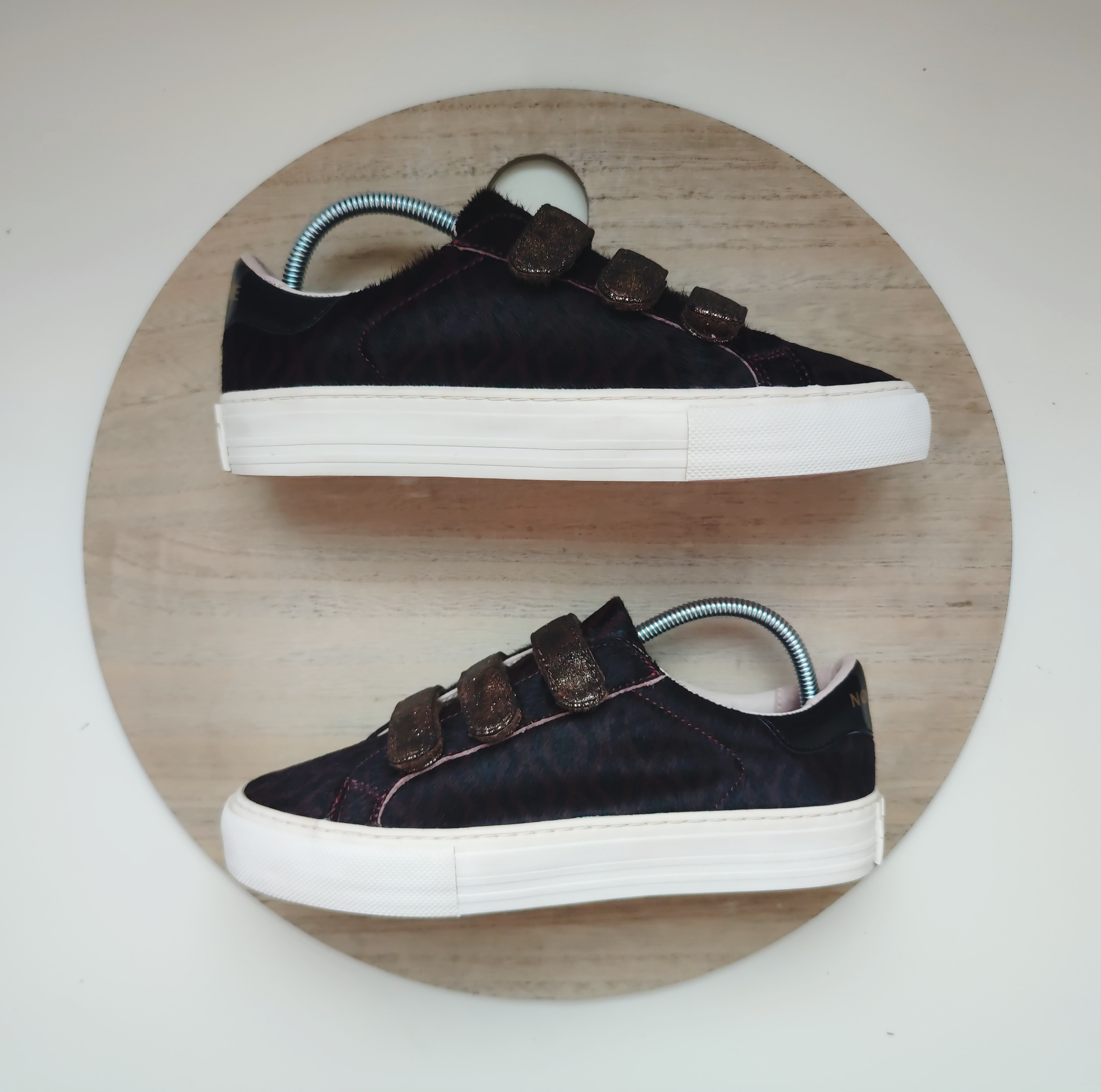 No Name à scratch T.37