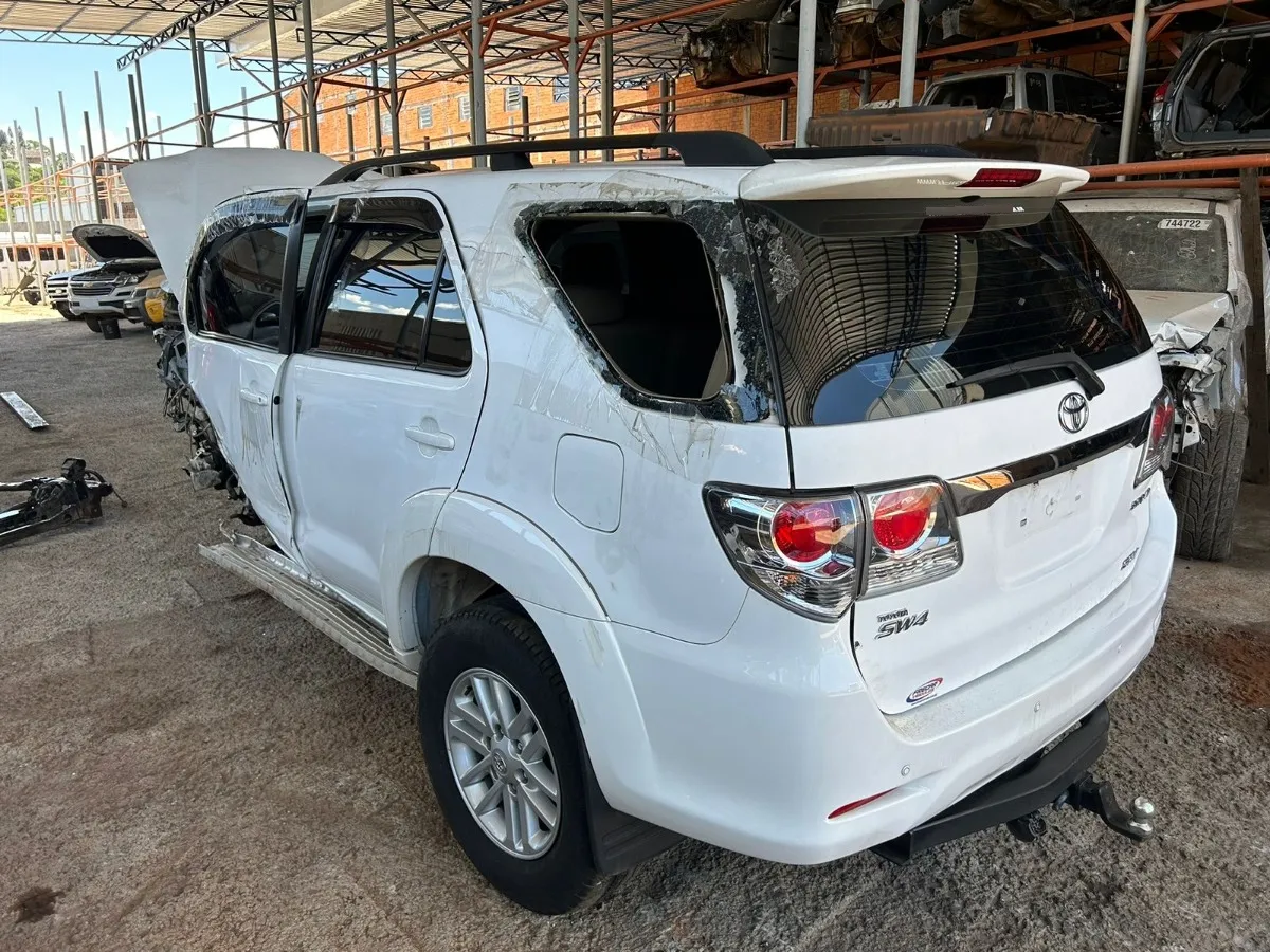 Toyota Hilux Sw4 3.0 4x4 2012 163cvs Aut. 