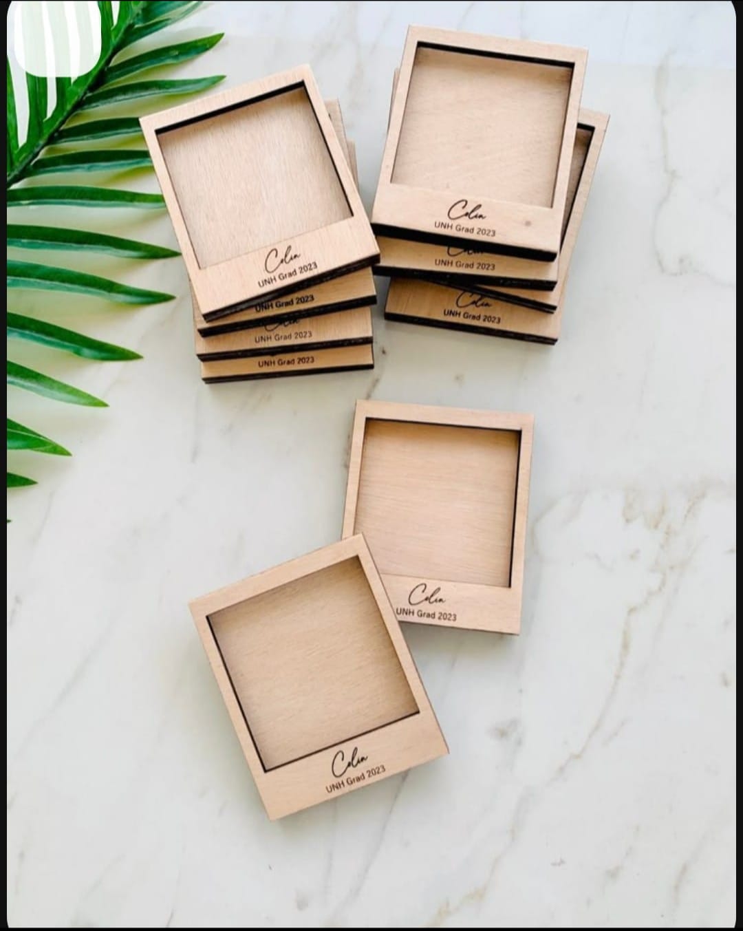 Portarretratos de madera personalizados