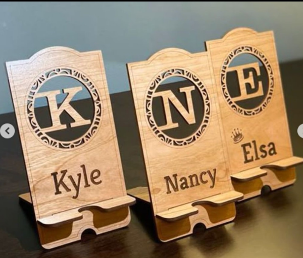 Soportes para celular de madera