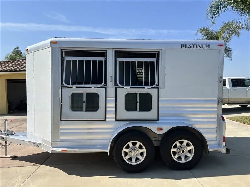 2019 Platinum 2 Horse Trailer