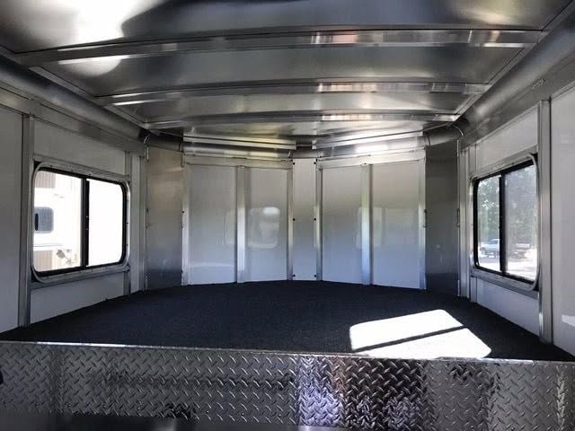 2018 Sundowner Charter SE 2+1 Gooseneck Horse Trailer