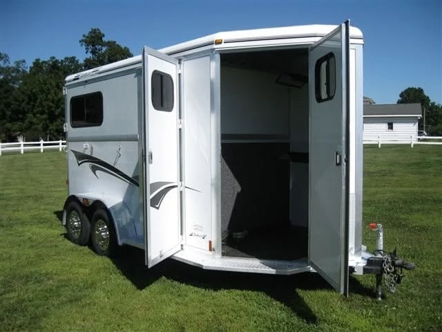 2004 Jamco Series 2000 Contender 2 Horse Trailer