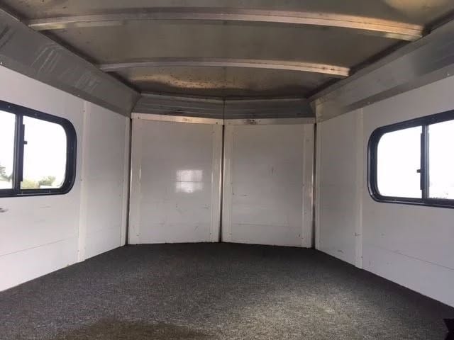 2002 Jamco 4 Horse Head-to-Head Gooseneck Trailer