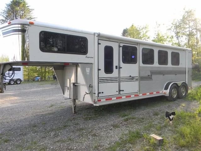 2004 Silver Star Supreme 4 Horse Gooseneck Trailer