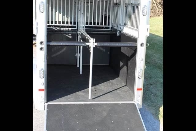 2018 Sundowner 2+1 Gooseneck Horse Trailer