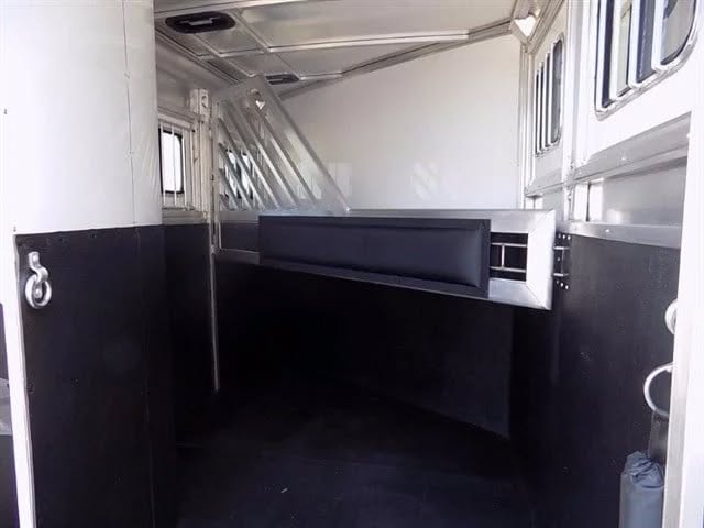 2017 Lakota 2 Horse Bumper Pull Trailer 
