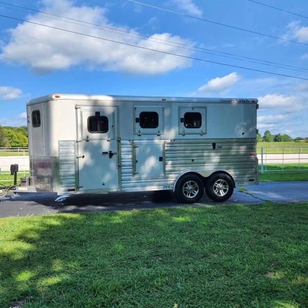 2016 Trailers USA 3 Horse Warmblood Bumper Pull Trailer