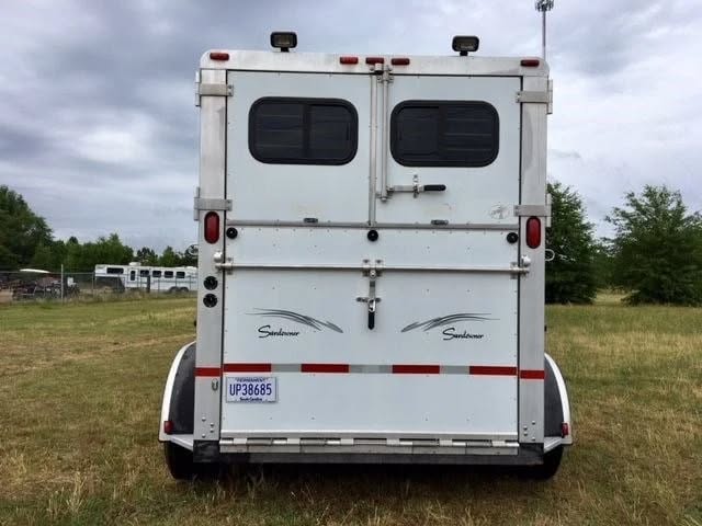 2001 Sundowner 2 Horse Gooseneck Trailer
