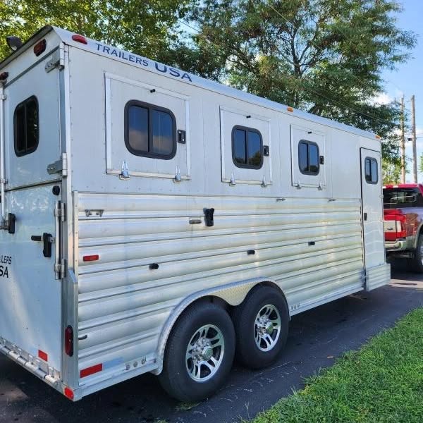 2016 Trailers USA 3 Horse Warmblood Bumper Pull Trailer