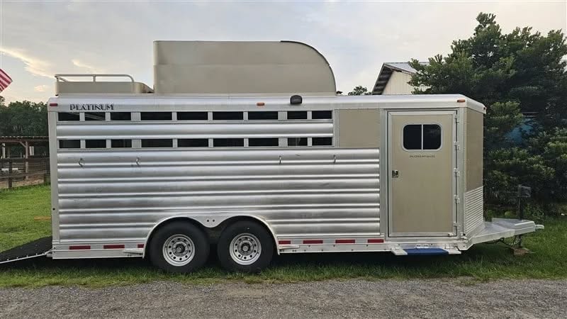 2021 Platinum 4 Horse Bumper Pull Trailer