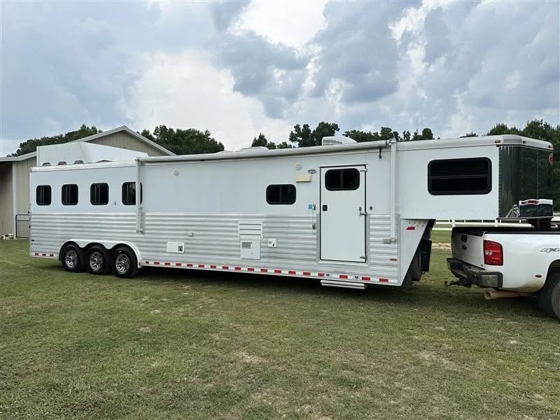 2012 Sundowner 8014GLE 4 Horse Gooseneck Trailer