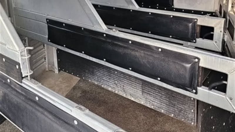 2021 Platinum 4 Horse Bumper Pull Trailer