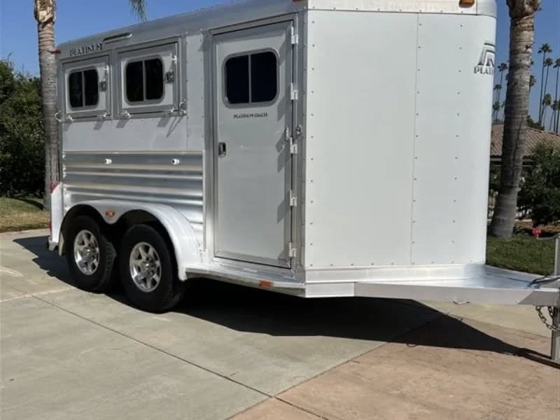 2019 Platinum 2 Horse Trailer