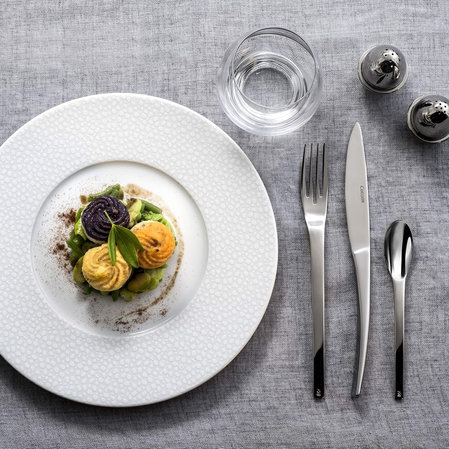 COUZON - Ménagère 50 couverts de table en coffre bois pour 12 personnes