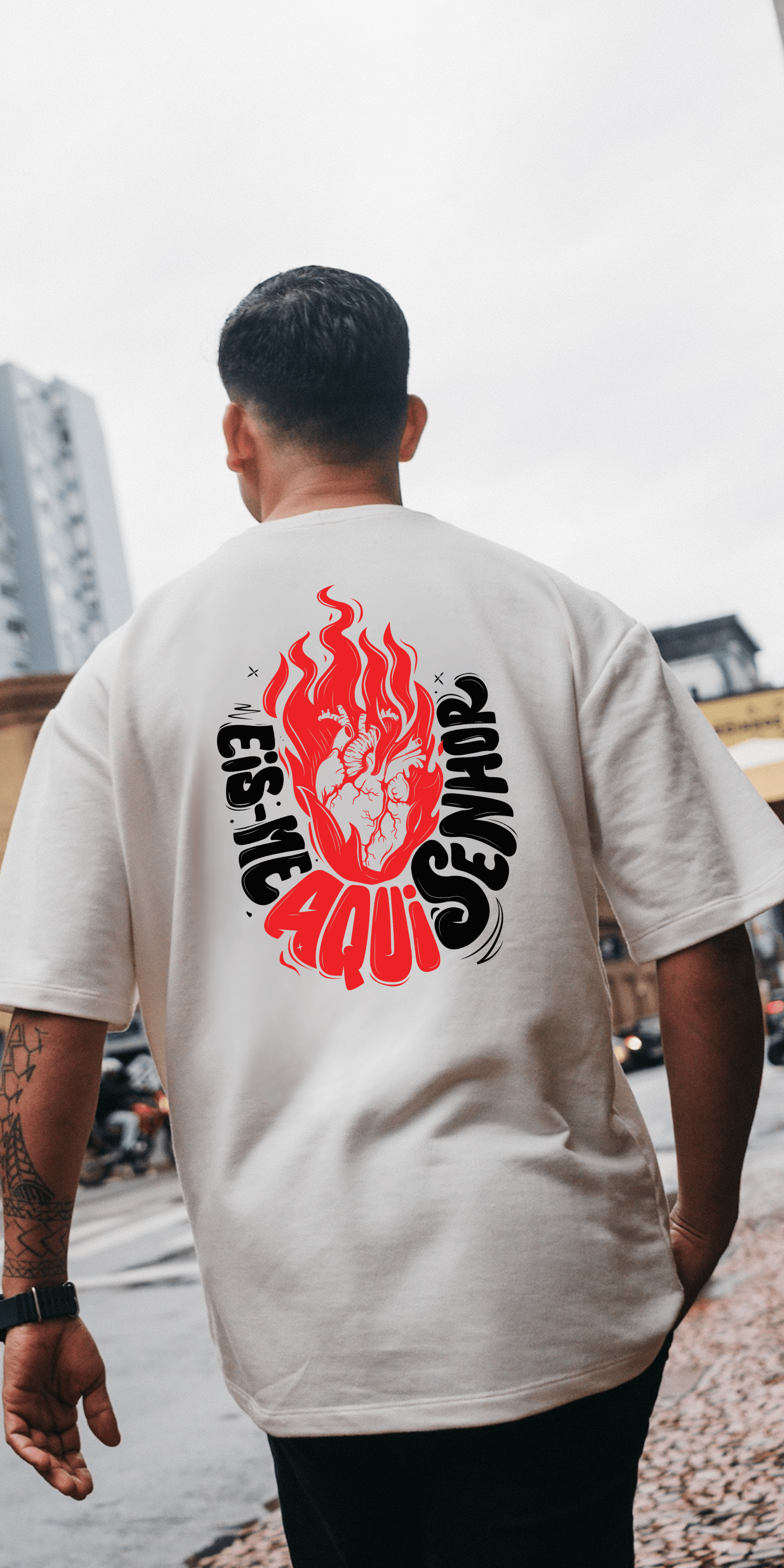 Oversized eis me aqui Senhor