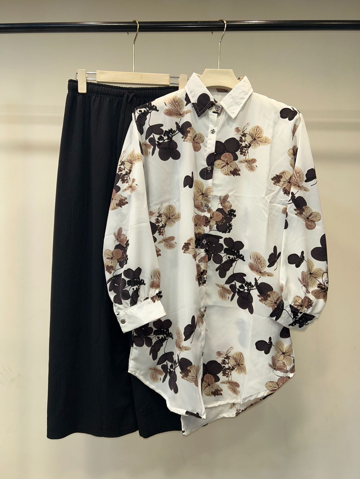 Floral Print Shirt and Black Pants Set