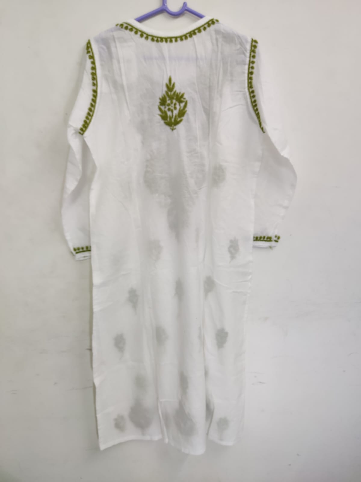 White Cotton Embroidered Kurta