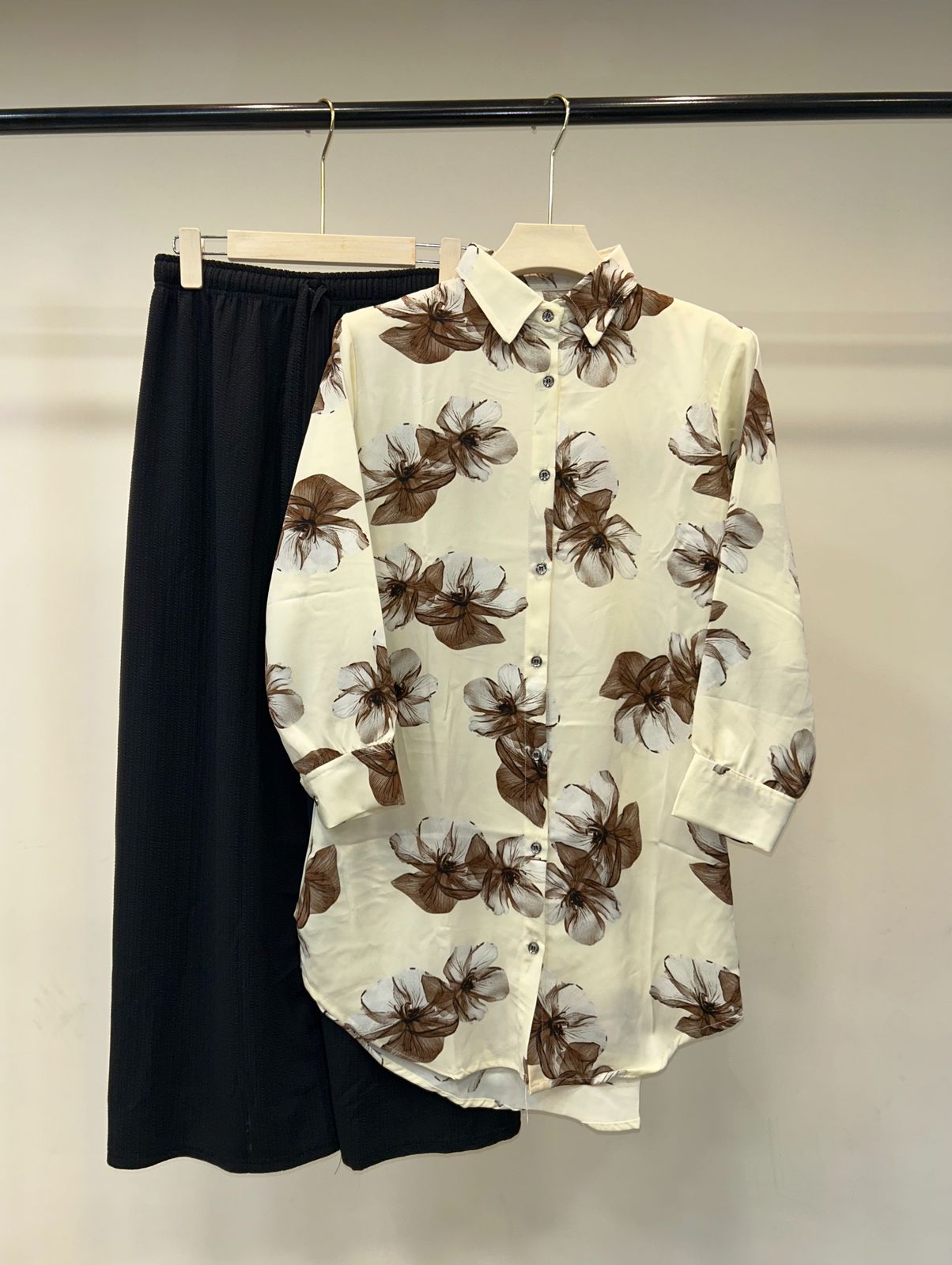 Floral Print Long Sleeve Shirt with Black Pant