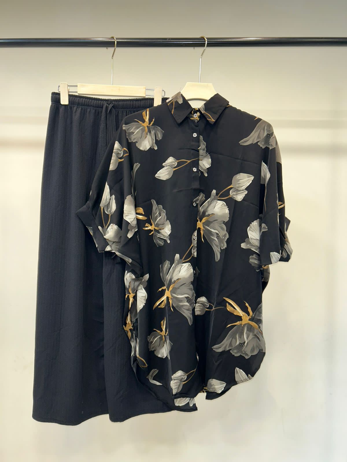 Floral Print Shirt and Loose Pants Set