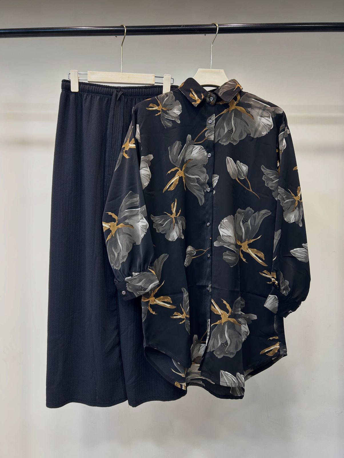 Floral Patterned Shirt and Black Trousers Set