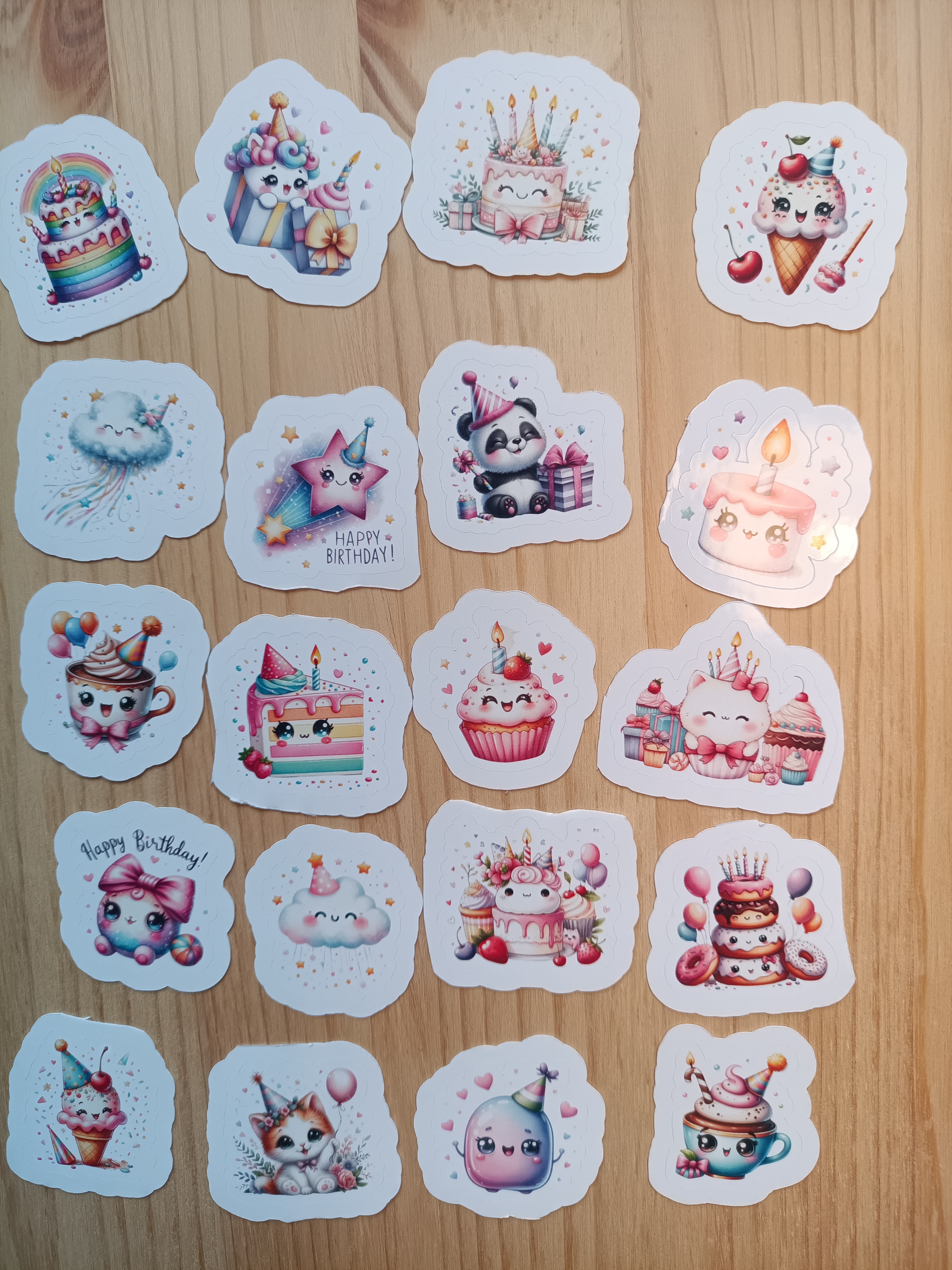 Söta klistermärken med födelsedagstema - Set med 20 st.