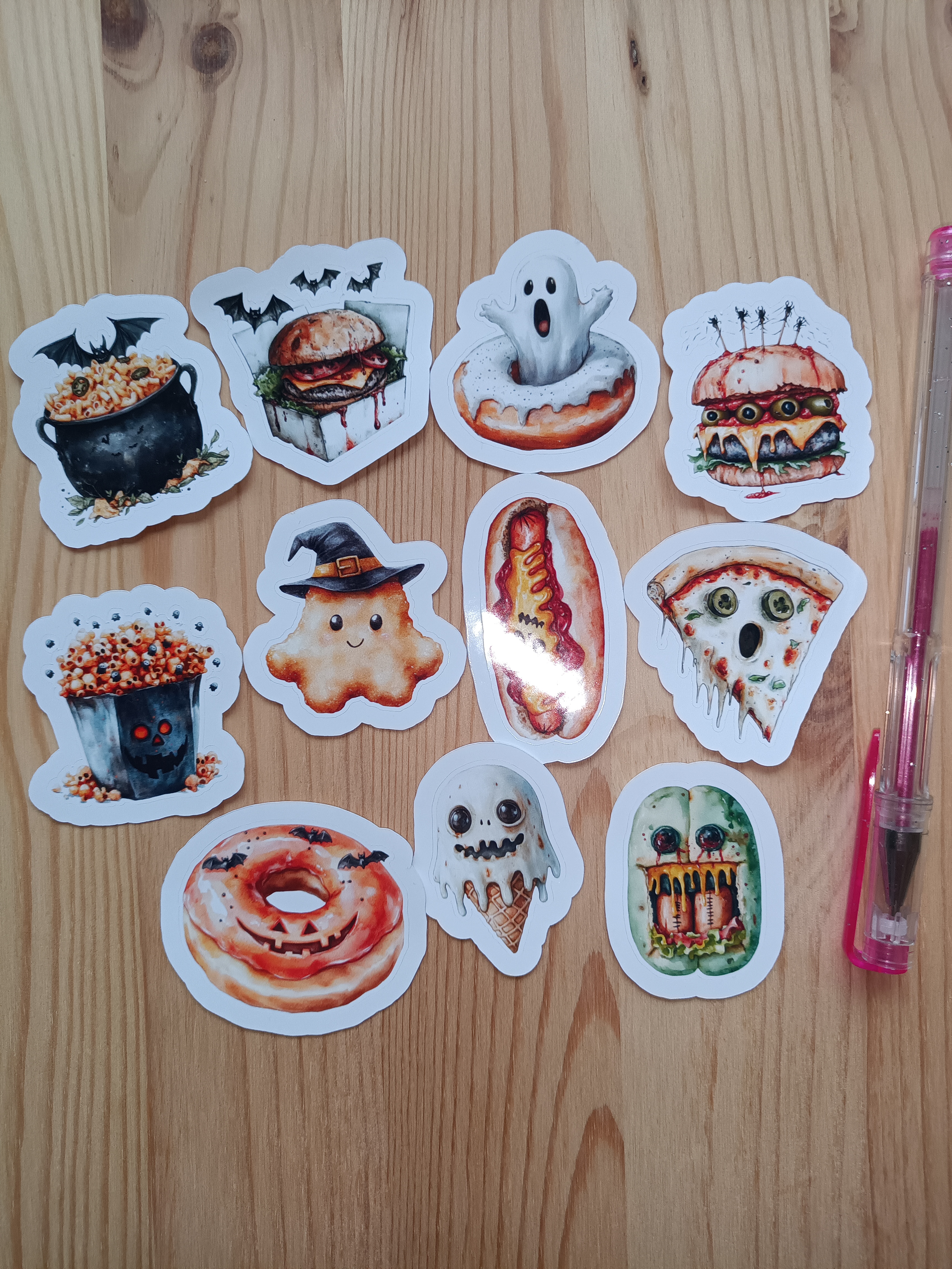 Söta monstermatklistermärken - 32 st