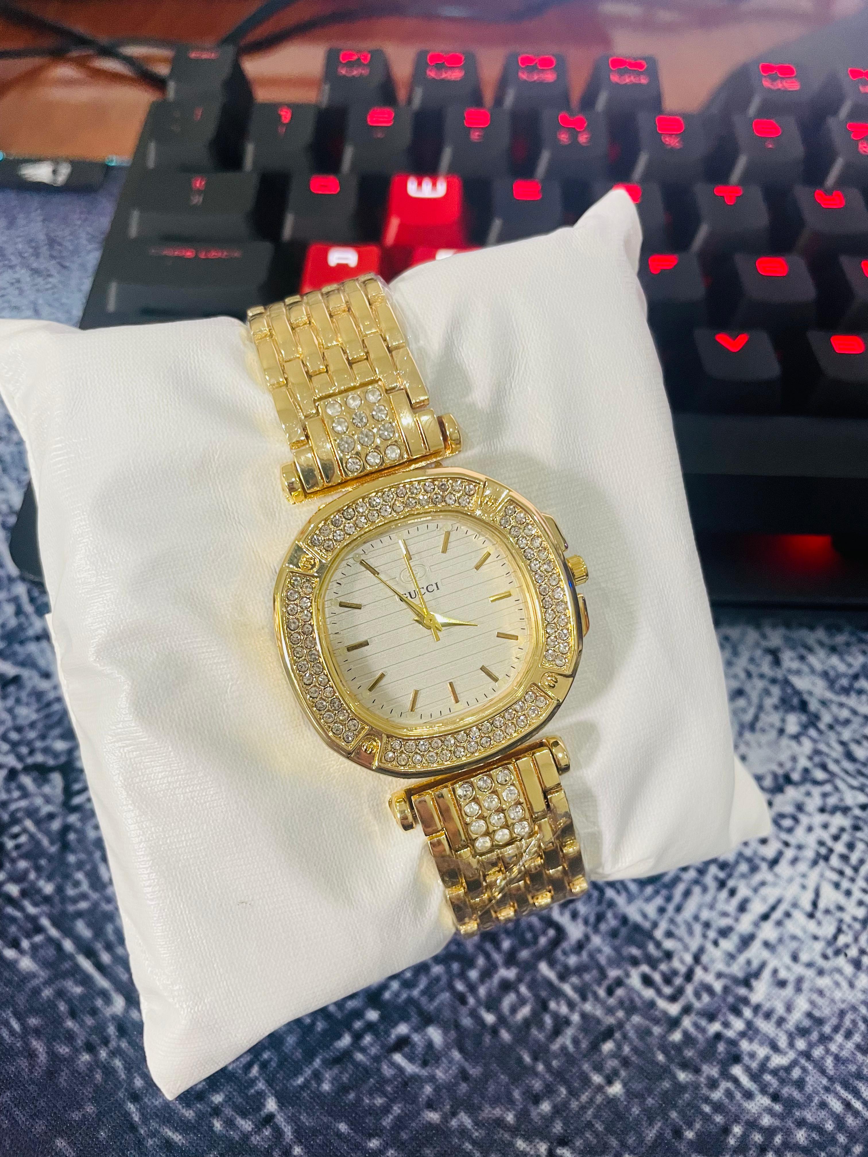 Luxury Gold Wristwatch